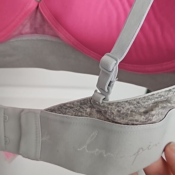 Grey PINK VS Bra never worn size 34A - Picture 6 of 7
